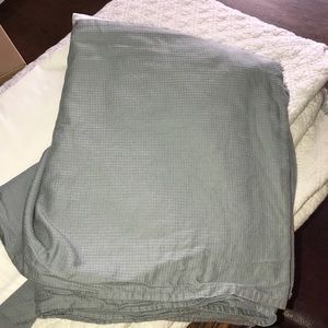 Calvin Klein Queen Bedskirt